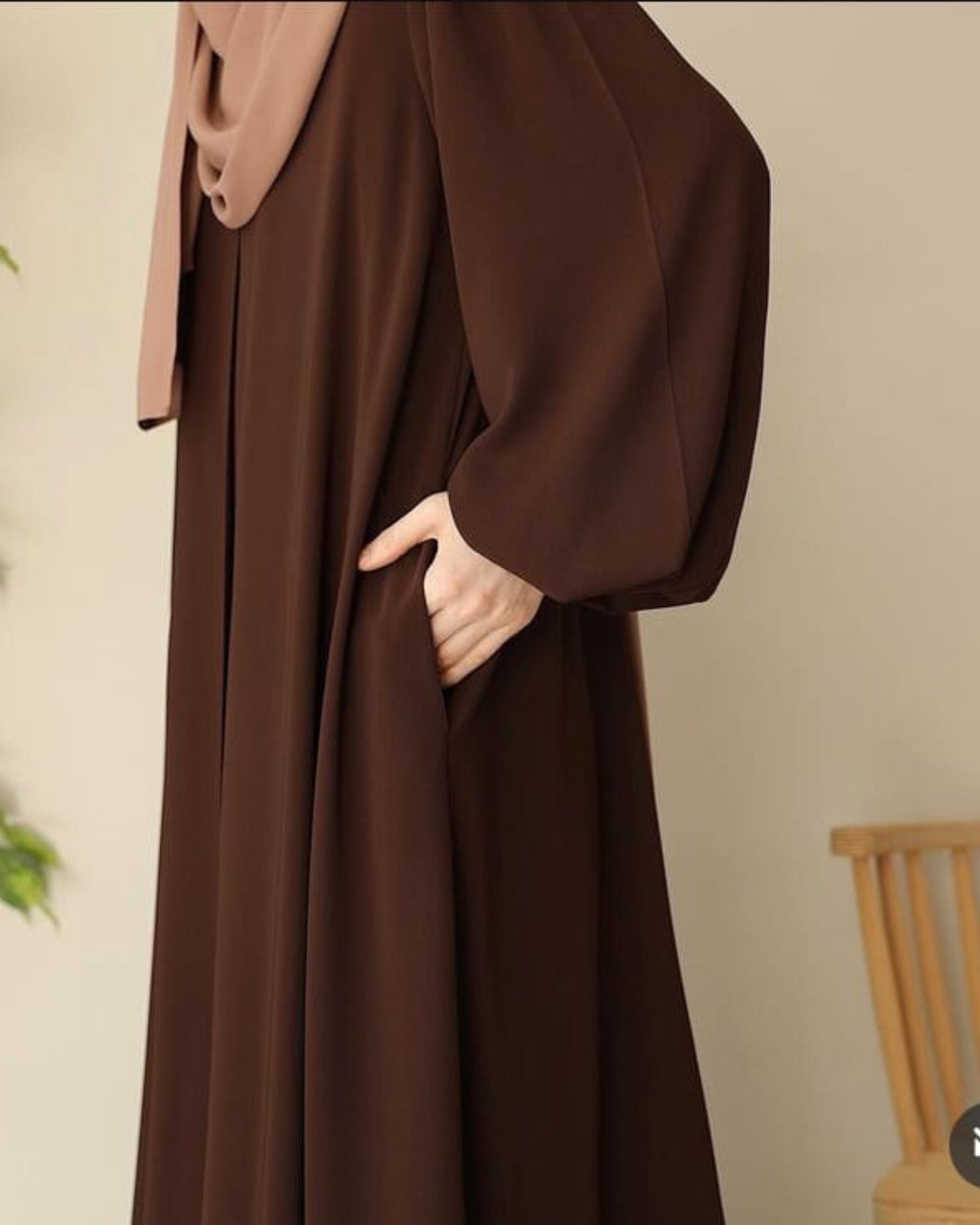 Stuff Georgette Elegant Modest Abaya