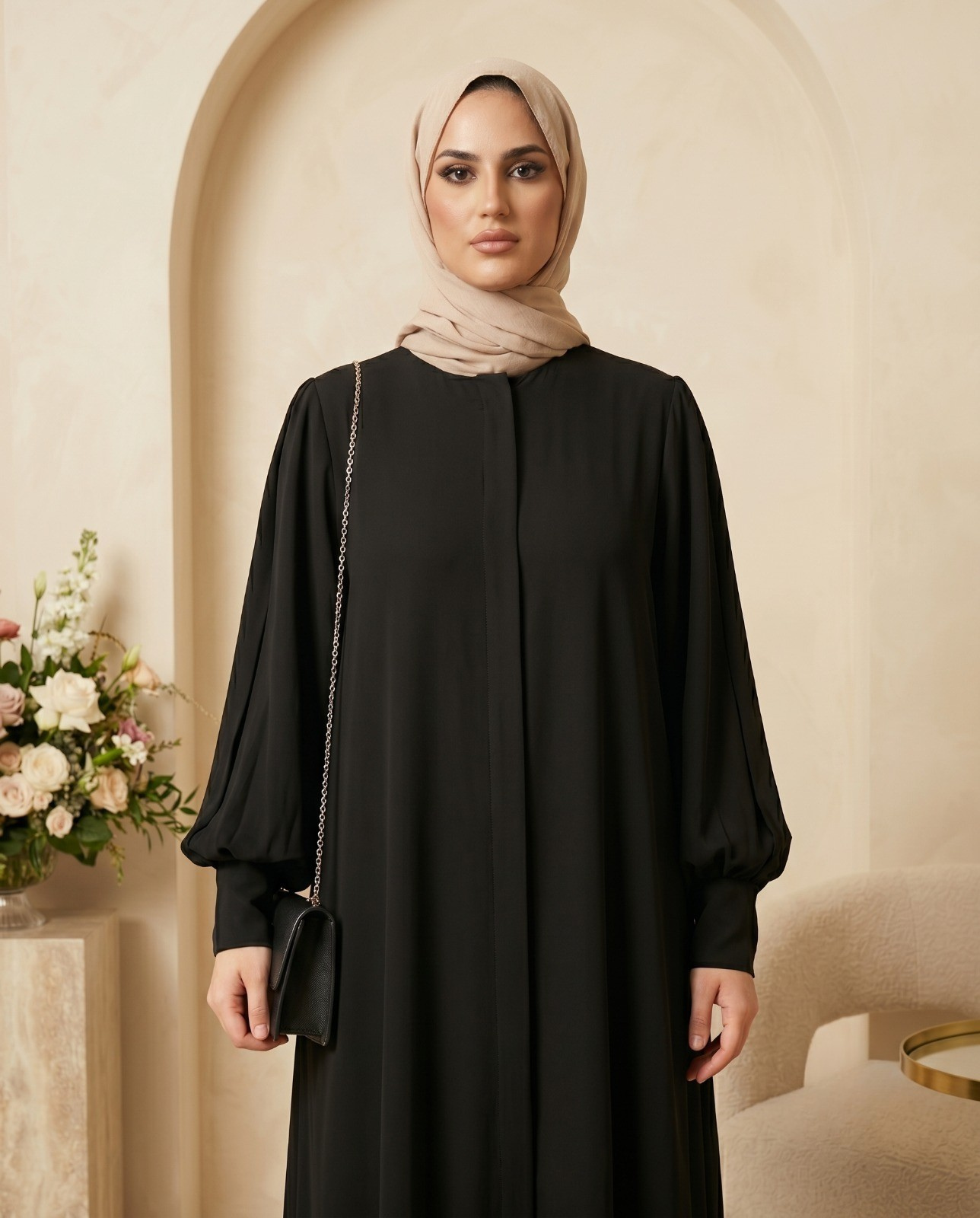 Minimalist Black Elegance Abaya
