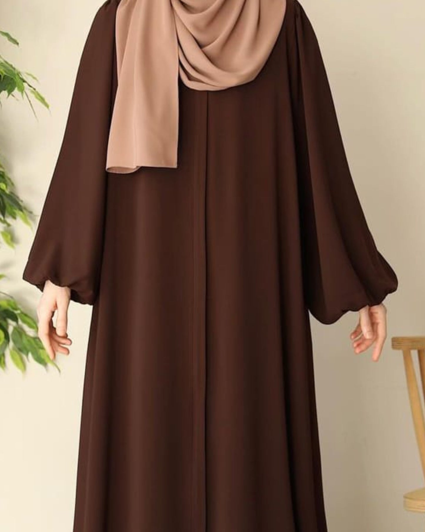 Stuff Georgette Elegant Modest Abaya