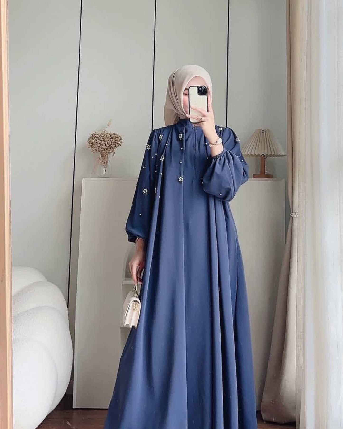 Stuff Georgette Elegant Modest Abaya