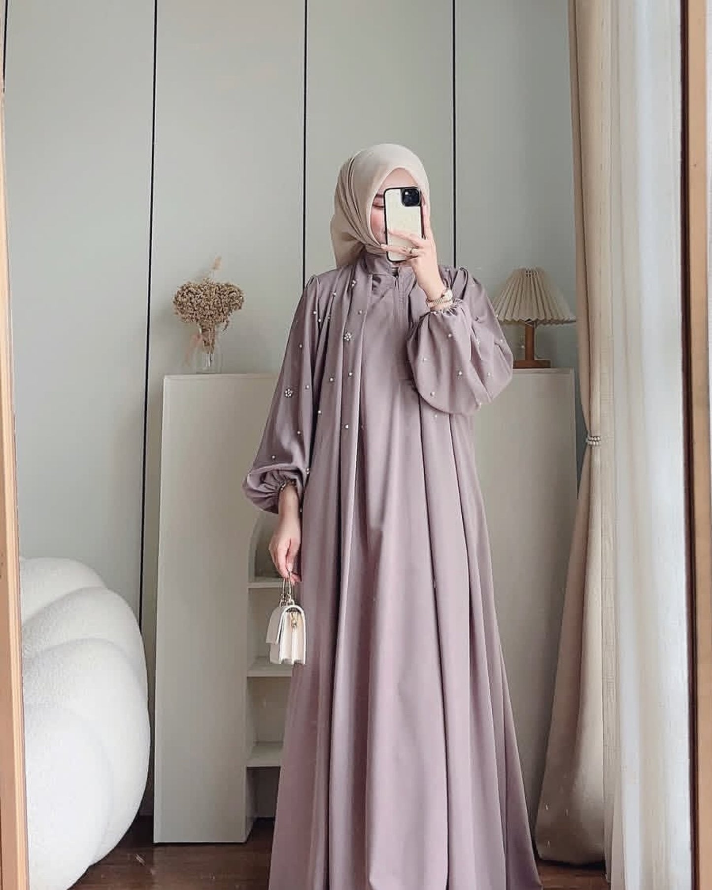 Stuff Georgette Elegant Modest Abaya