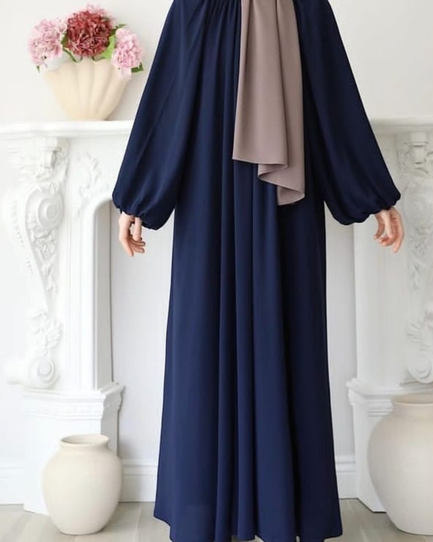 Stuff Georgette Elegant Modest Abaya