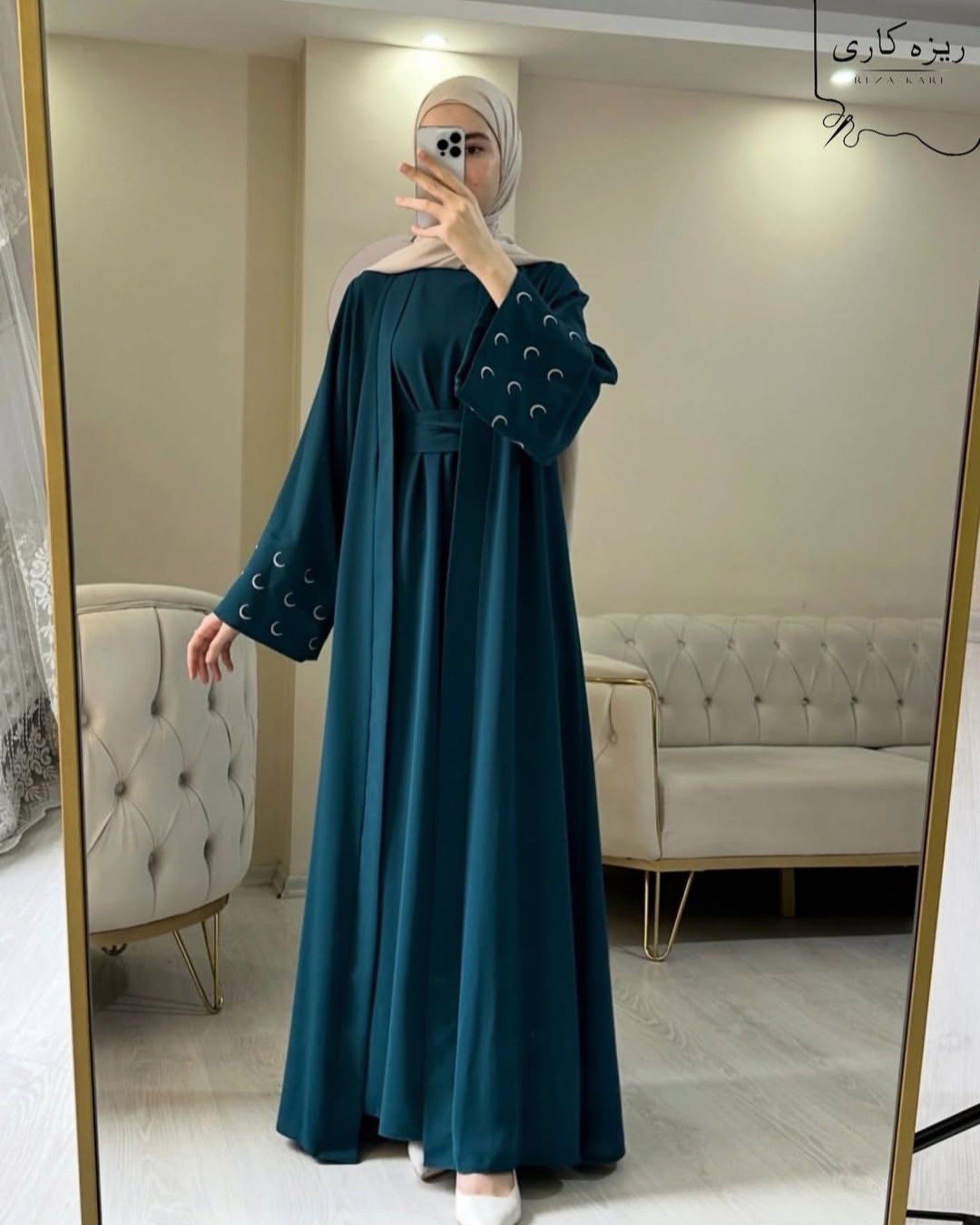 Stuff Georgette Elegant Modest Abaya