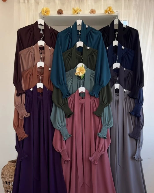 Stuff Georgette Elegant Modest Abaya