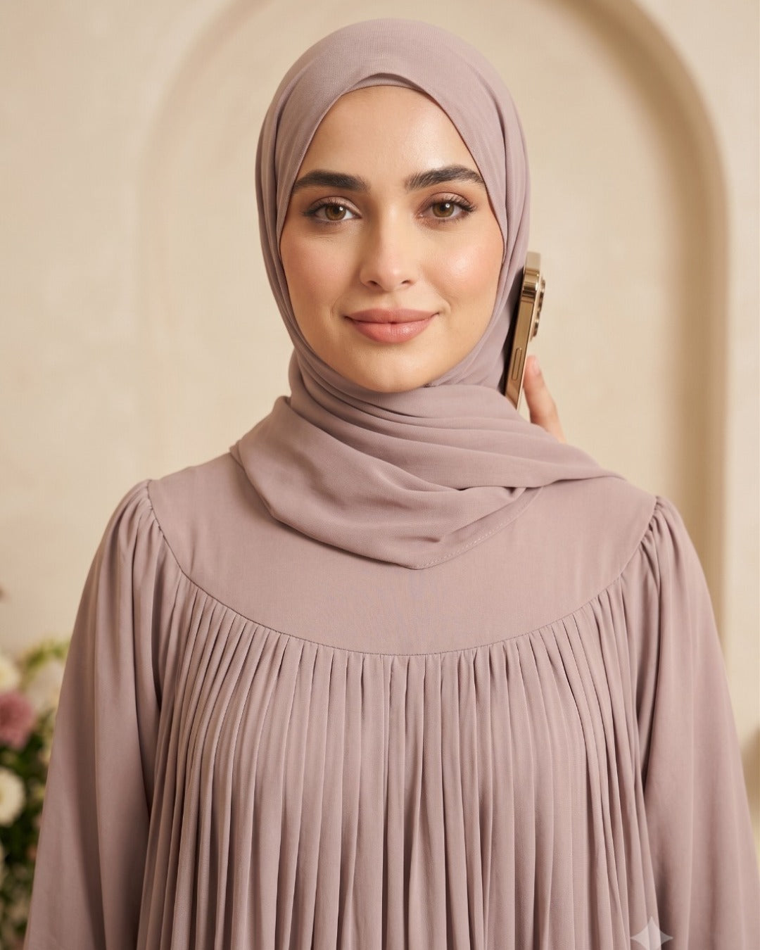 Graceful Dusty Mauve Pleated Georgette Abaya