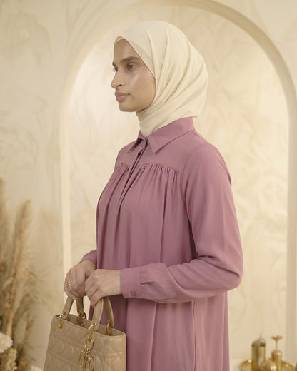Emerald Green Daisy Embroidered Georgette Abaya - Noor-e-Haya Collection (CopyElegant Mauve Georgette Abaya with Button-Down Detail